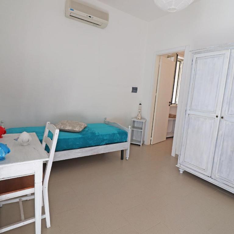 Torre Santo Stefano - Appartamento con 2 Camere da Letto, Balcone e Terrazza - 2