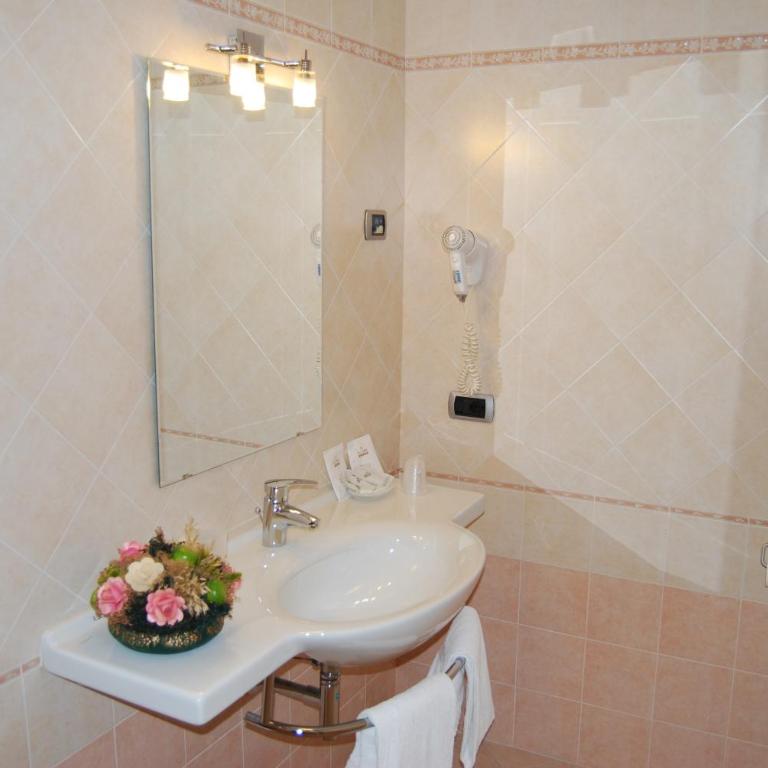 Hotel Garni Arnica - Camera Matrimoniale - 4