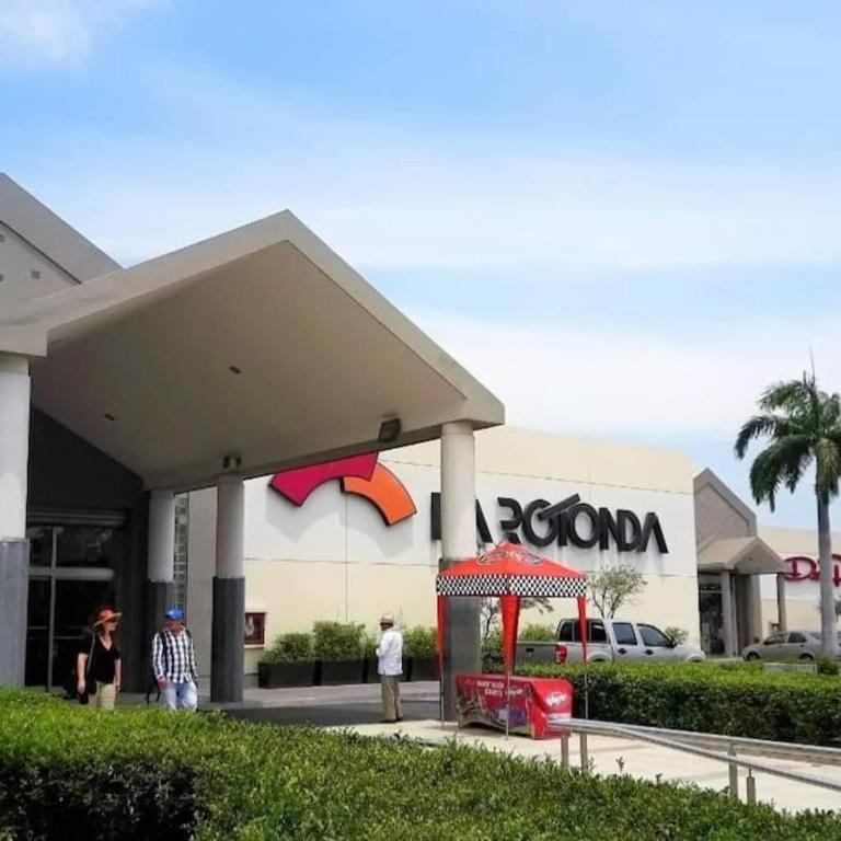 PLATINO SUITE CON PISCINA, GIMNASIO Y PARQUEO - Apartamento de 1 dormitorio - 4