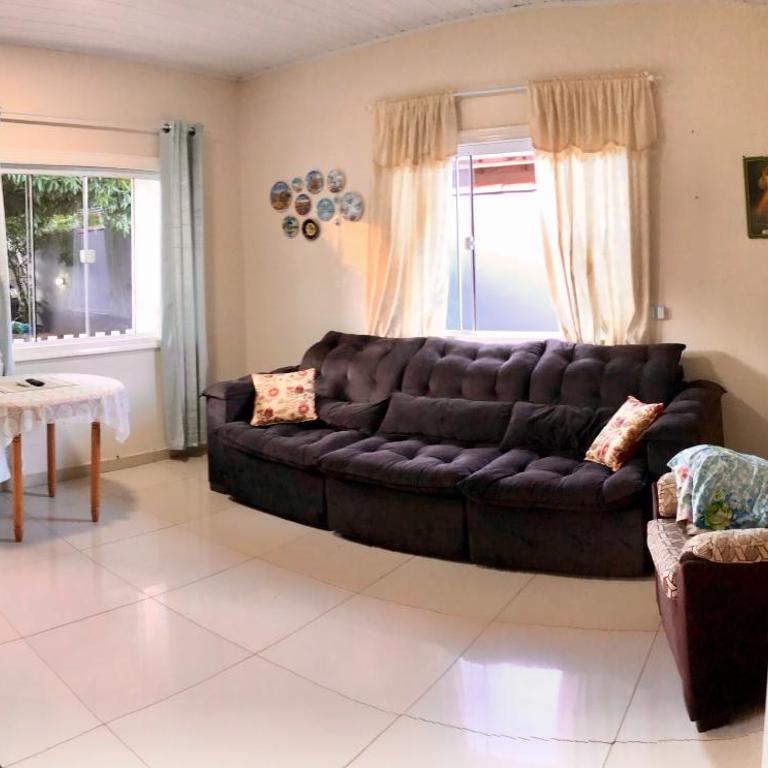Casa familiar completa con patio grande y estacionamiento en zona tranquila - Two-Bedroom House - 17