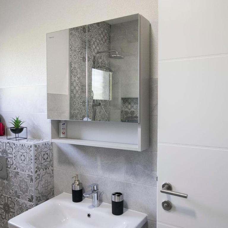 Holiday Home Libera - Two-Bedroom Villa - 53