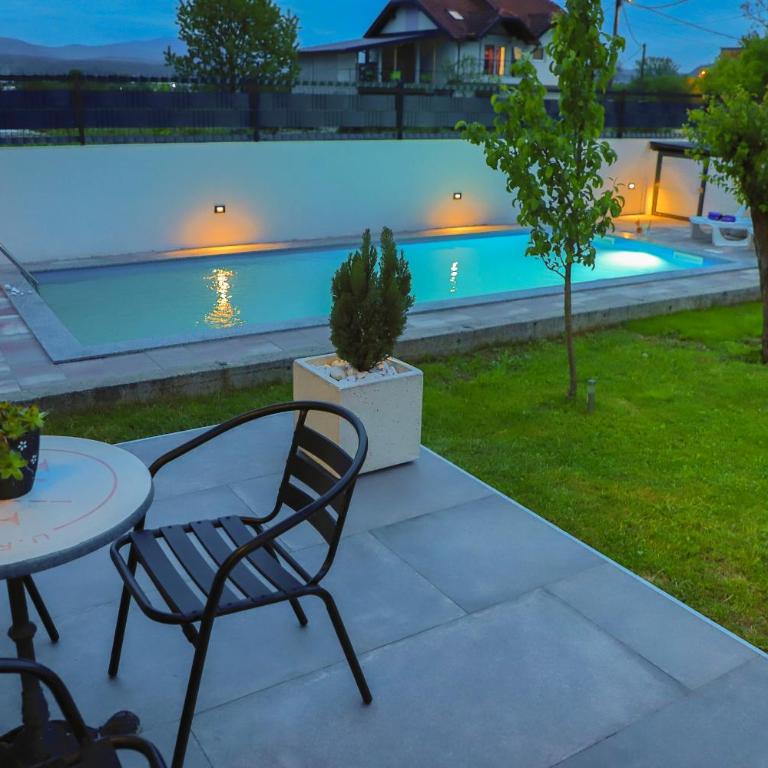 Holiday Home Libera - Two-Bedroom Villa - 77