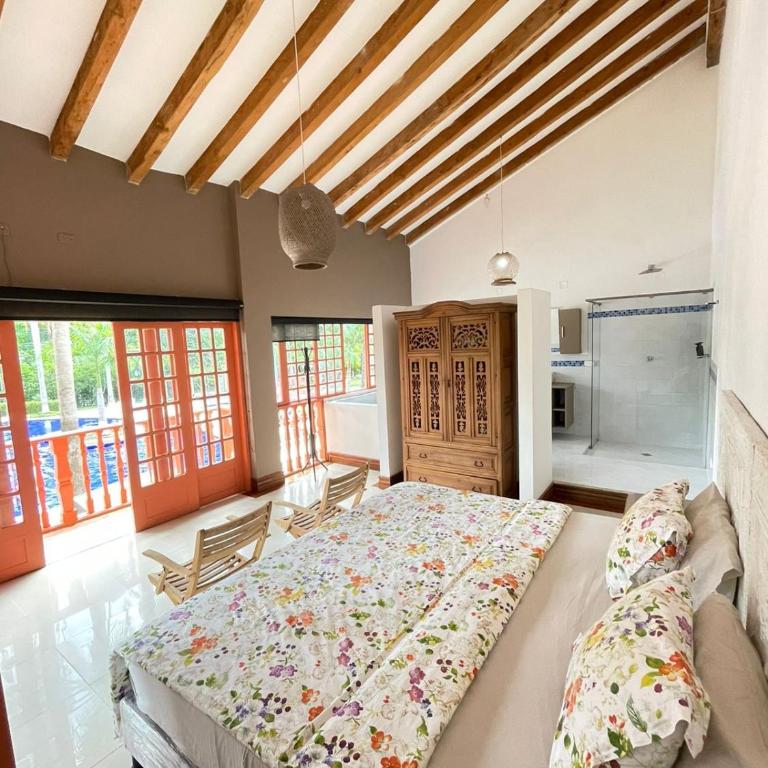 Finca Hotel Guadalupe - Suite con balcón - 8