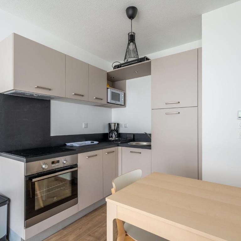 Appartement Neuf 3* à Mimizan - 100m de l'Océan, Piscine, Clim, WiFi, 4 Pers, Ménage inclus - FR-1-50-112 - Appartement - 4