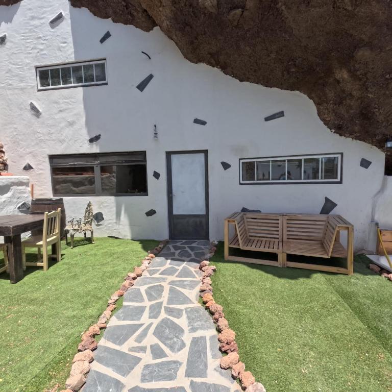 Cueva rural " Old London " with Jacuzzi and swimming pool - Casa con 1 dormitorio - 1