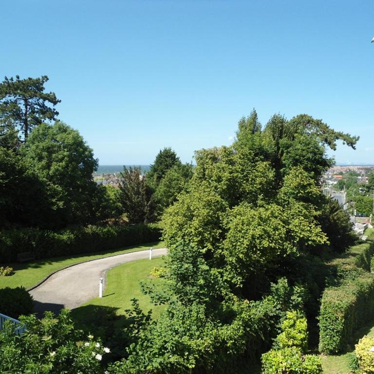Studio agréable avec balcon et parking proche plage - FR-1-712-43 - Studio - 8