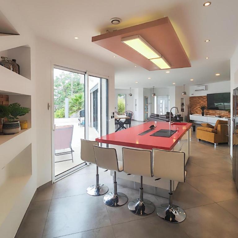 Nice Home In Portiragnes - Maison de Vacances 4 Chambres - 4