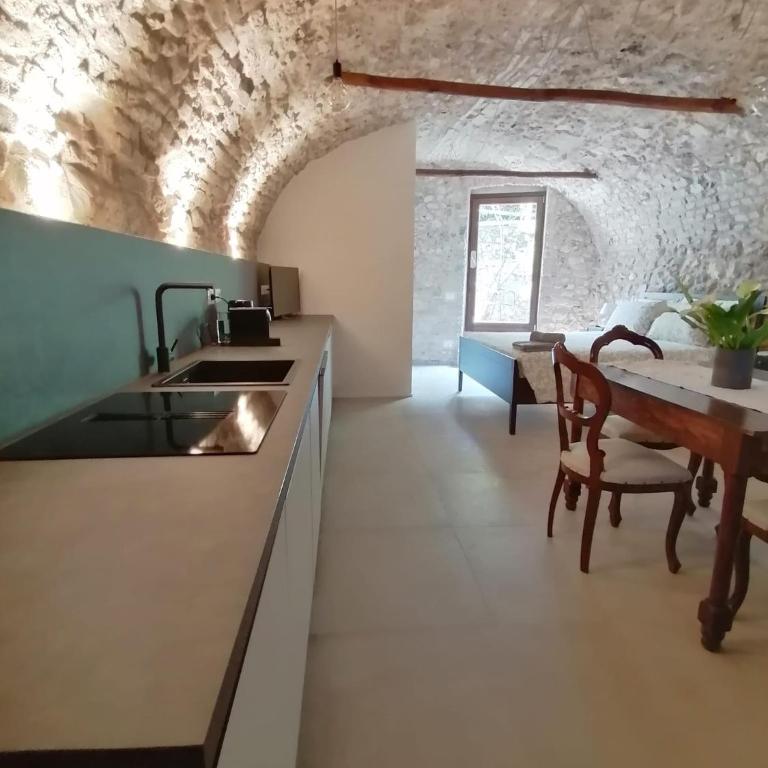 Casa Castello - Monolocale con Terrazza - 10