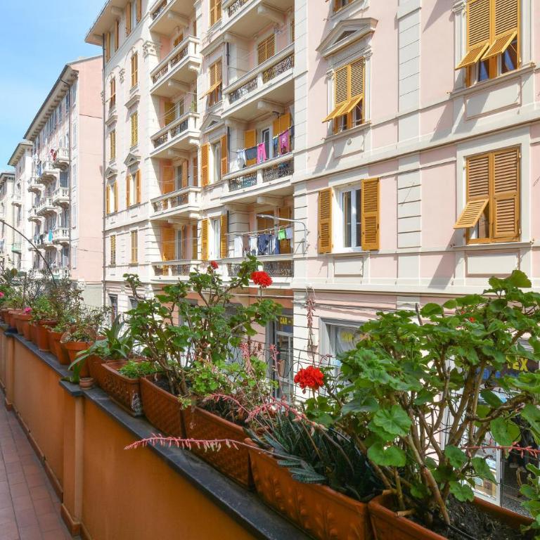 Stunning Apartment In Genova Sestri Ponente - Appartamento con 3 Camere da Letto - 9