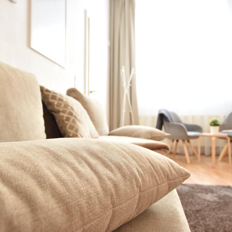Hidden Gem in Central Innsbruck with free Parking - Apartment - 5
