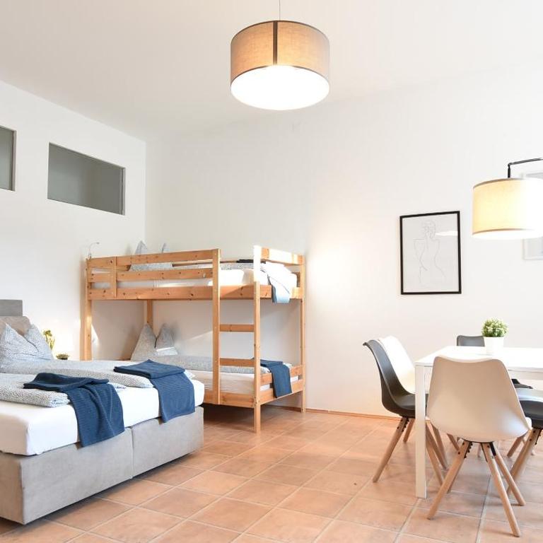 Super central city appartement with free parking - Apartment - 12