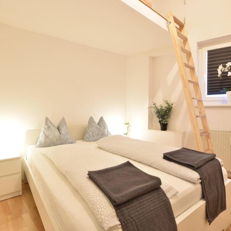 Big place in city center with parking - Apartment - 6
