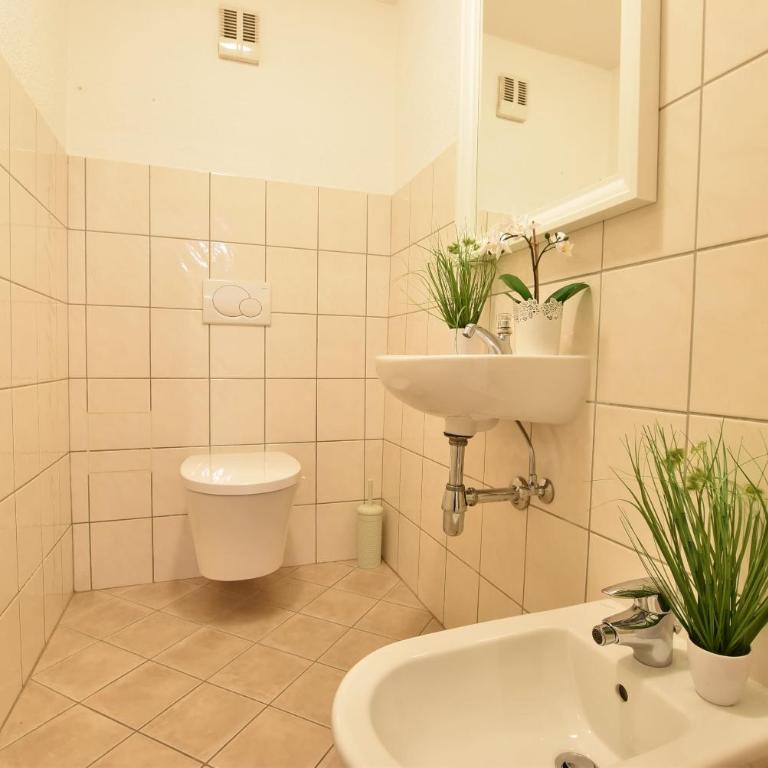 Big place in city center with parking - Apartment - 17