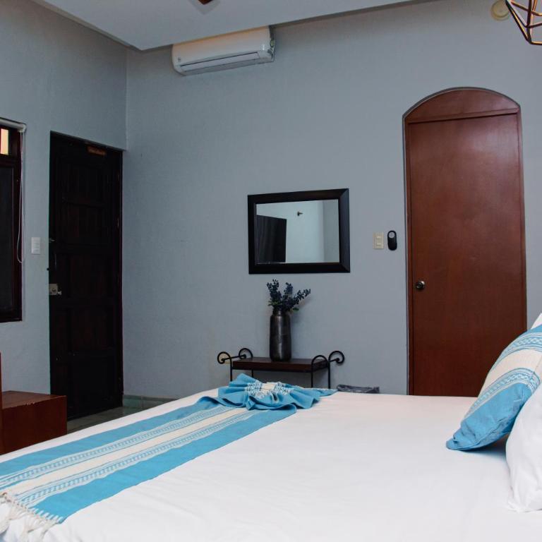 Hotel Marionetas - Chambre Lit King-Size - 6