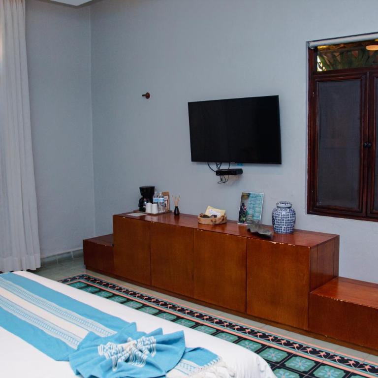 Hotel Marionetas - Chambre Lit King-Size - 7