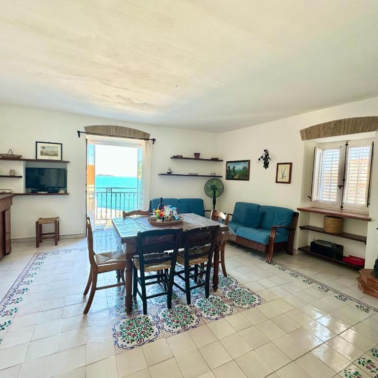 Molo Sea View Apartment - Appartamento con 2 Camere da Letto - 15