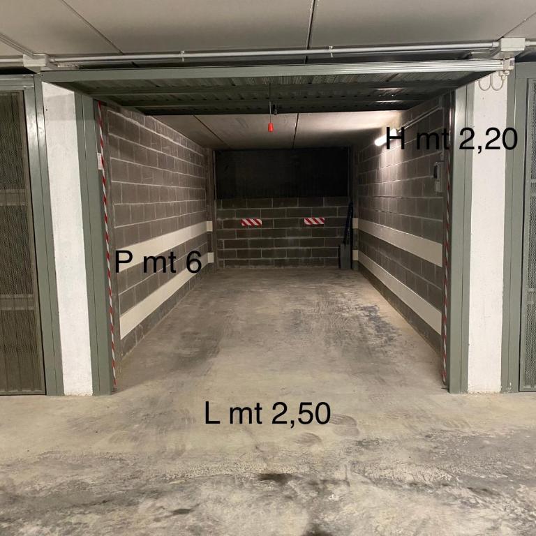 LargoDoria - ViaGenova, box auto privato incluso - Appartamento con 2 Camere da Letto - 39