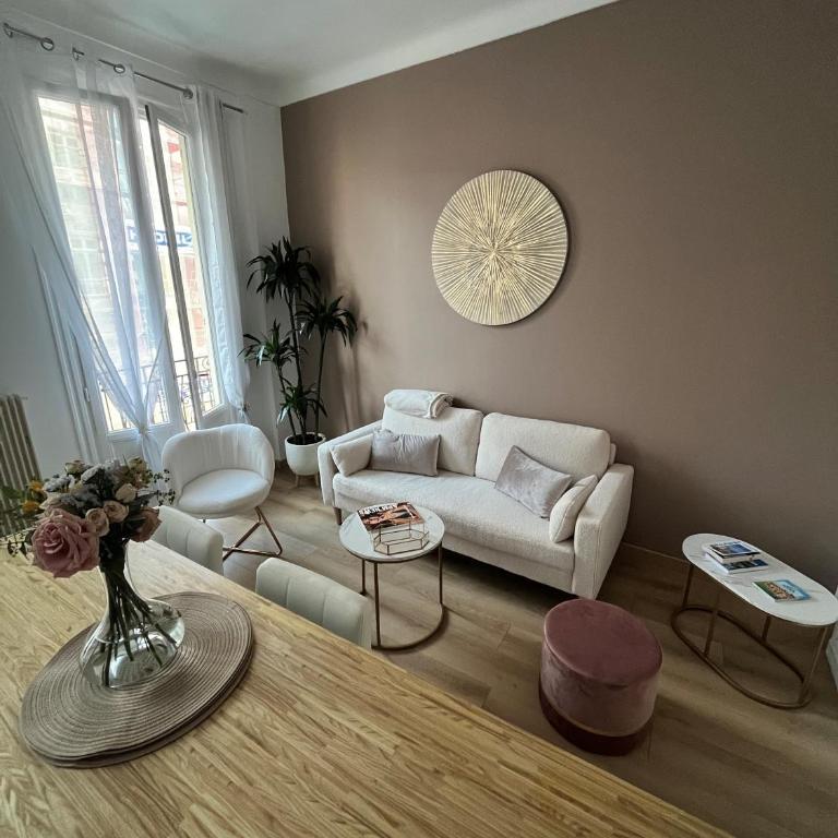 Nice - Appartement T3 rénové de 50 M2 classé 2 étoiles - Appartement 2 Chambres - 3