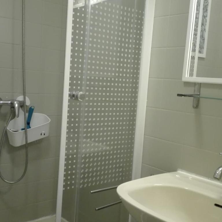 Studio rénové avec balcon à 100m de la plage et piscine - 4 personnes - Les Sables-d'Olonne - FR-1-331-204 - Studio - 5