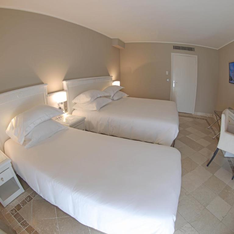 Hôtel L'Abbaye - Chambre Triple Deluxe - Vue sur Mer - 5