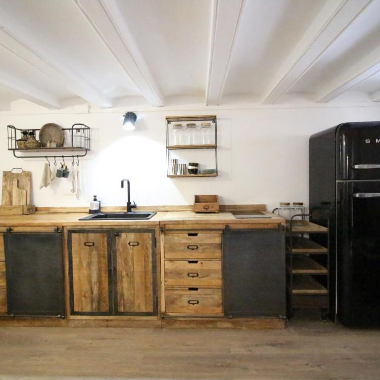 New design apartment in Barcelona center. - One-Bedroom Apartment - 3