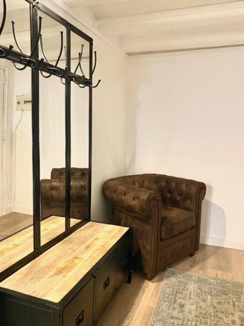 New design apartment in Barcelona center. - One-Bedroom Apartment - 13
