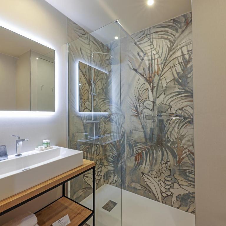 Hotel Onda - Sea Side Deluxe Double Room - 11