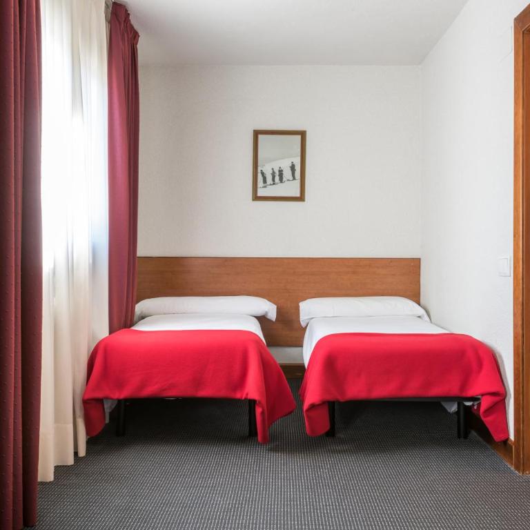 SNÖ Hotel Formigal - Chambre Quadruple Standard - 4
