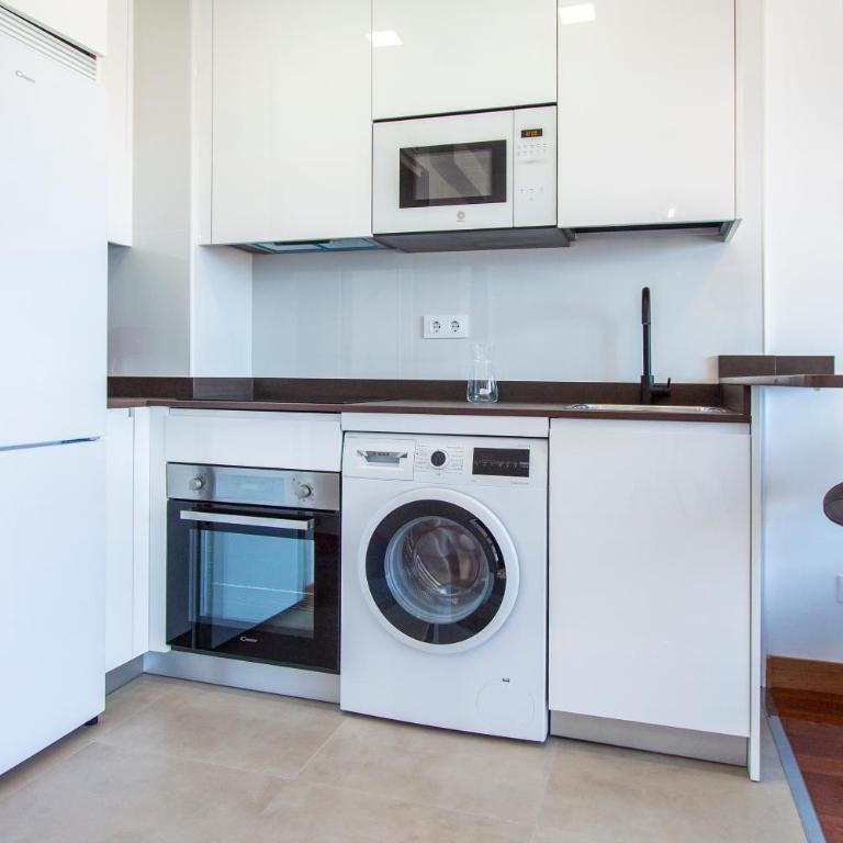 Apartamentos Castilla Luz Business - Superior Apartment - 25
