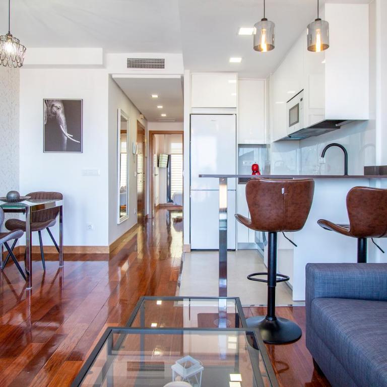 Apartamentos Castilla Luz Business - Superior Apartment - 31