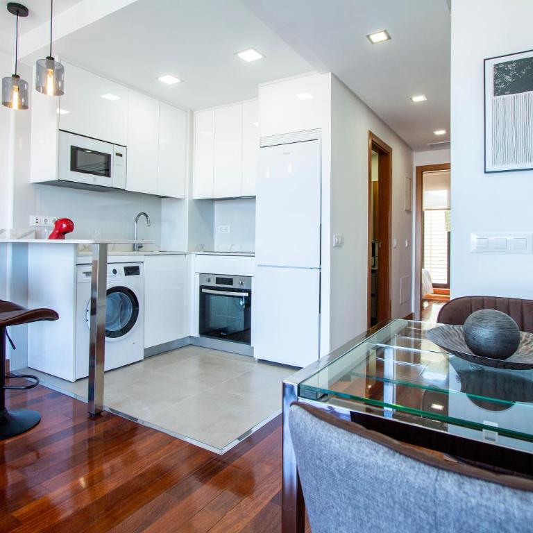 Apartamentos Castilla Luz Business - Superior Apartment - 7