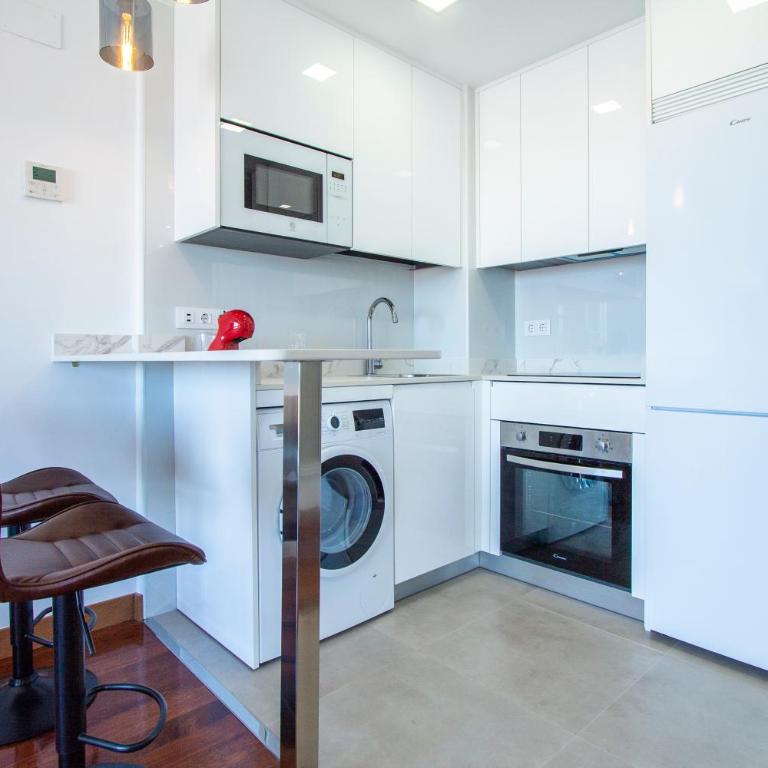 Apartamentos Castilla Luz Business - Superior Apartment - 12