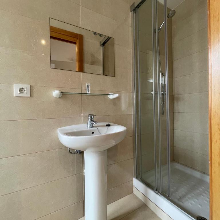 P&R hostals Codolar - Habitación Individual Estándar - 4