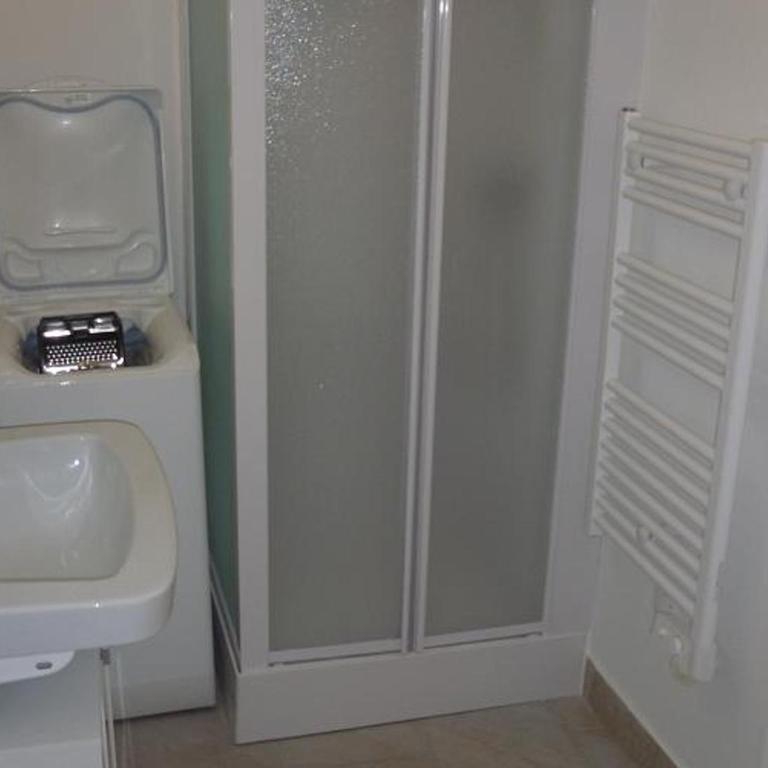 Appartement en Centre-Ville avec Terrasse et Parking, Accès Direct à la Plage - FR-1-474-4 - Apartment (6 Adults) - 12