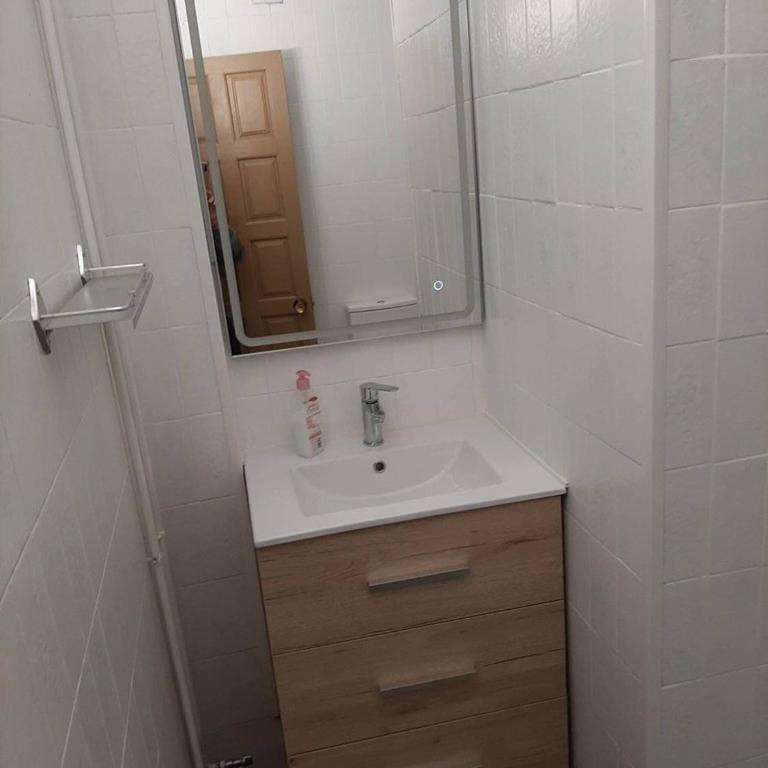 Sea Side Apartment - Wifi - Apartamento - 15