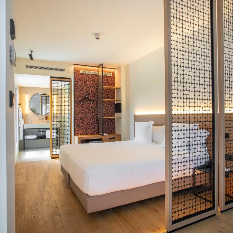 Hotel Paxton Barcelona - Double Room with Garden View - 4