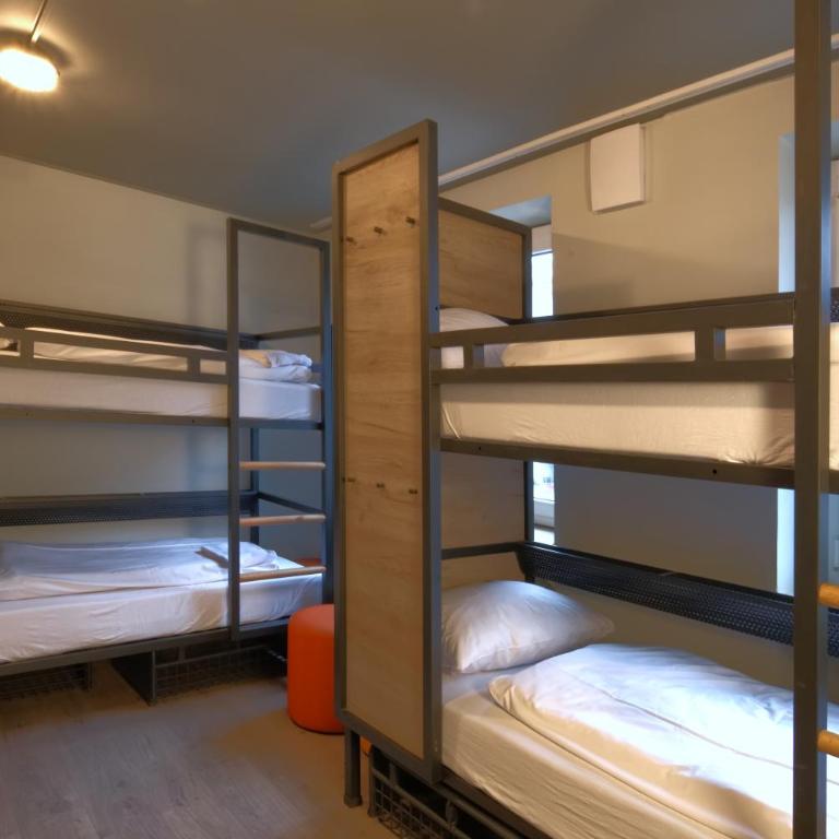 a&o München Hackerbrücke - Posto Letto in Dormitorio con 4 Letti - 2