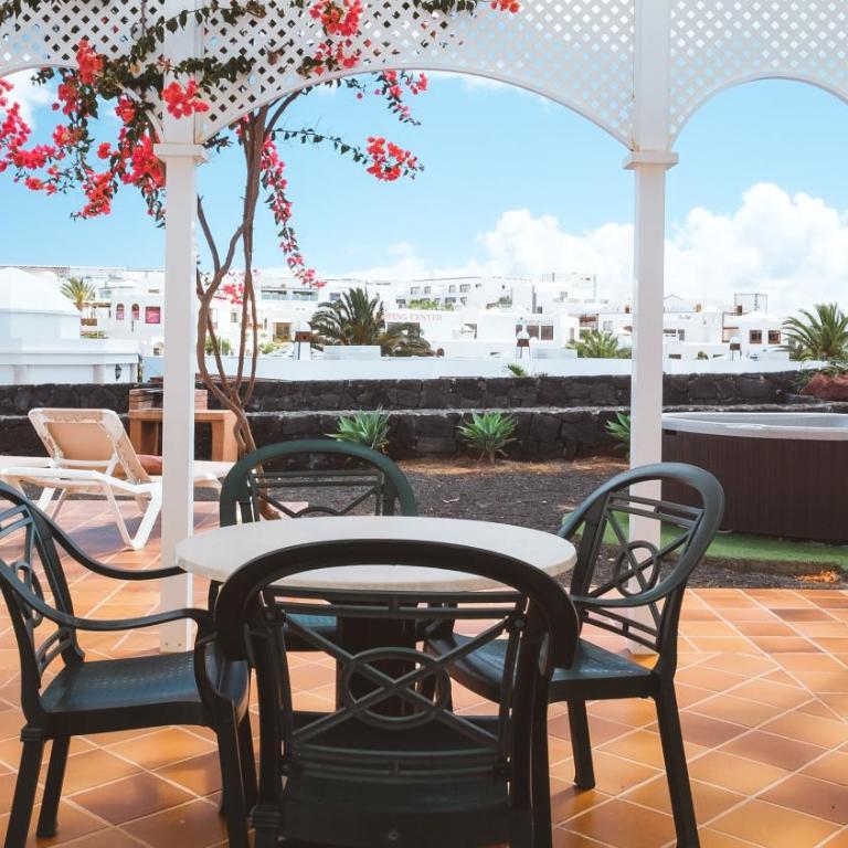 Apartamentos LIVVO Coloradamar - Apartamento de 2 dormitorios con bañera de hidromasaje - 7
