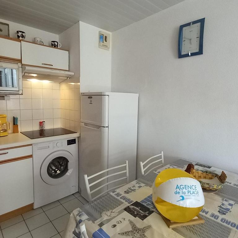 Appartement Calme avec Terrasse et Garage à Saint-Jean-de-Monts - FR-1-323-145 - Apartment (4 Erwachsene) - 7