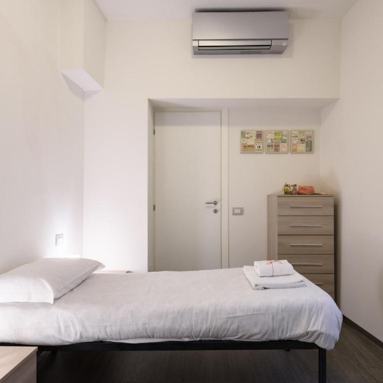 Guelfa 14 - Two-Bedroom Apartment - 11