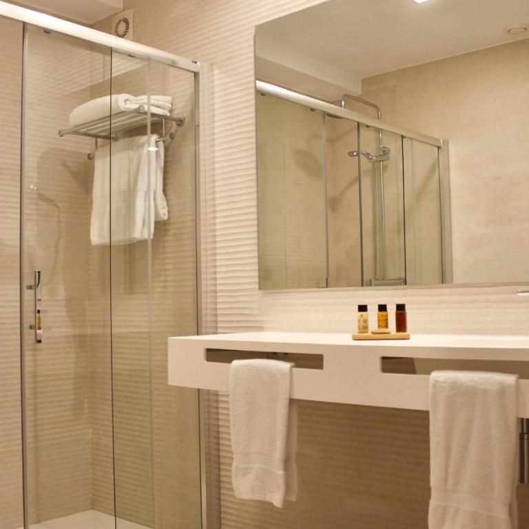 Hotel Silgar 92 - Habitación Doble Estándar - 1 o 2 camas - 5