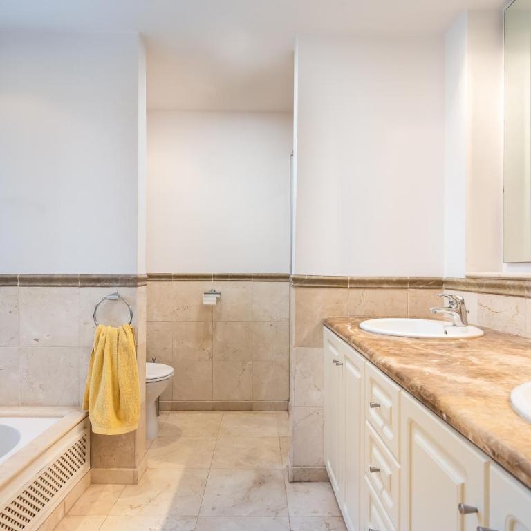 Alzaro 03 SEA and RASCA - Two-Bedroom Apartment - 27