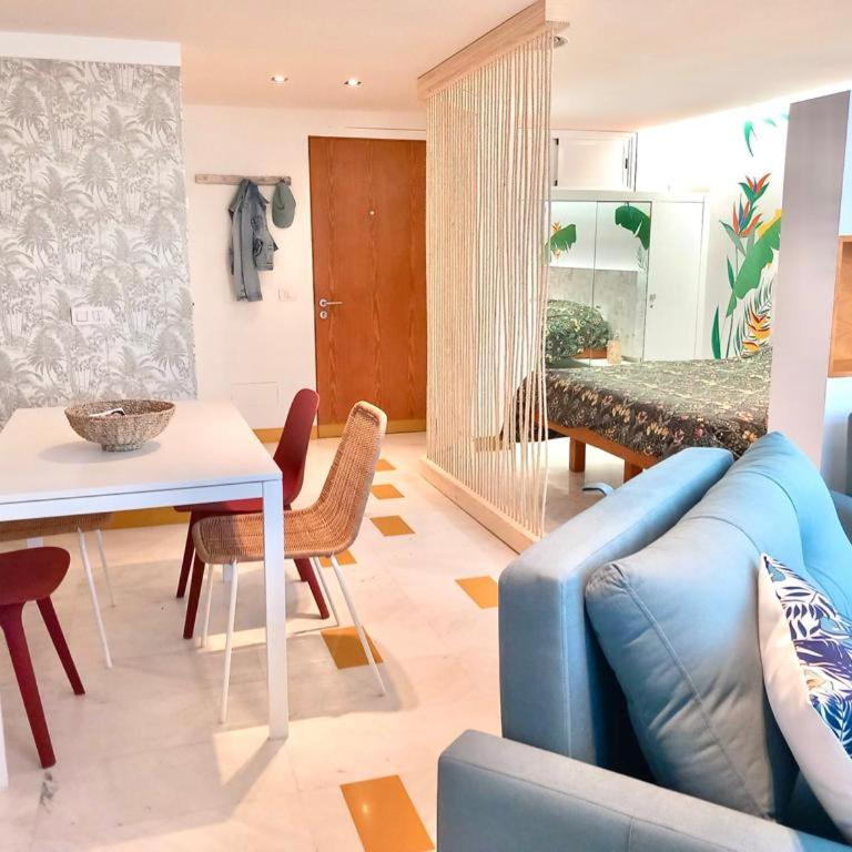 Tropical house near Beach&Yumbo - One-Bedroom Apartment - 36