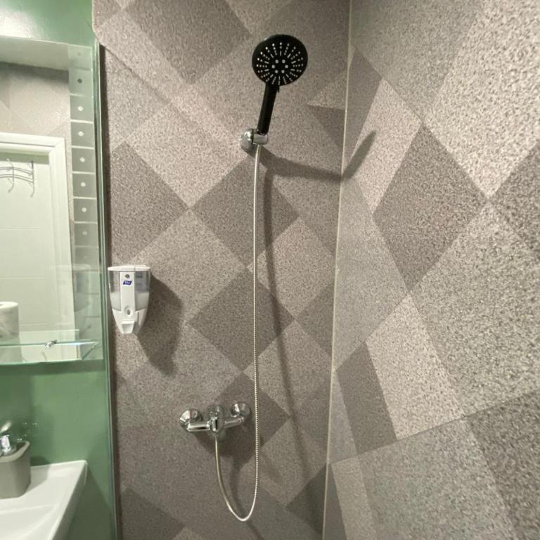 Apartments HAN 2 Sarajevo - Deluks Dvokrevetni Studio sa Bračnim Krevetom - 4