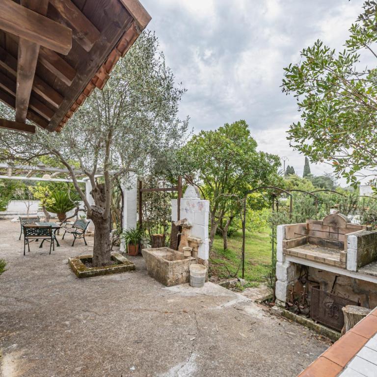 Trullo Saraceno by Rentbeat - Villa - 16