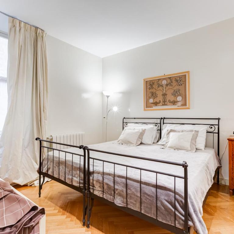 Pantheon Exclusive House - Appartamento con 2 Camere da Letto - 53