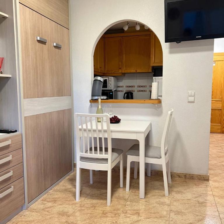 Studio mit Pool,450 m zur Strand - Apartamento de 1 dormitorio - 3
