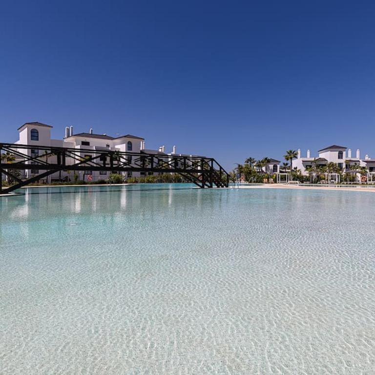 Ground floor 4 Bedroom Apartment @ Estepona Hills! - Apartment - 48