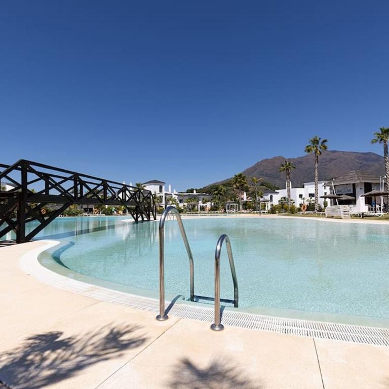 Ground floor 4 Bedroom Apartment @ Estepona Hills! - Apartment - 57