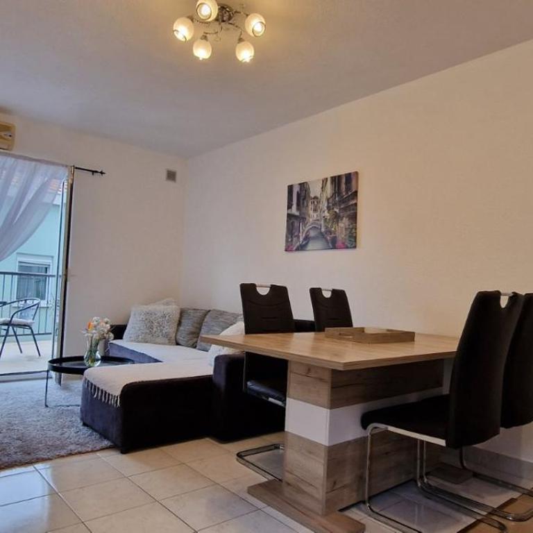 Apartmani Komatina Đenovići 2 - One-Bedroom Apartment - 26
